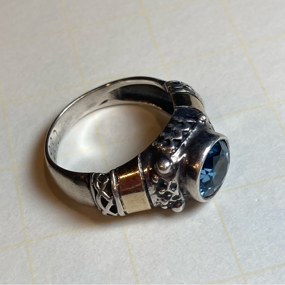 Vintage Artisan Aquamarine Sterling Ring with Gold bands - Picture 8 of 8